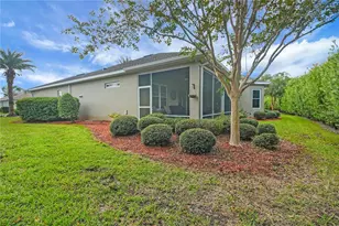 10033 Lake Miona Way, Oxford, FL 34484 - Photo 14