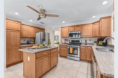 17601 SE 81st Timberwood Terrace, The Villages, FL 32162 - Photo 14