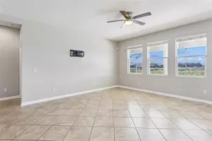 205 Mystic Bay Ct, Groveland, FL 34736 - Photo 8