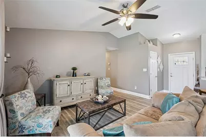 15512 Hidden Lake Circle, Clermont, FL 34711 - Photo 4