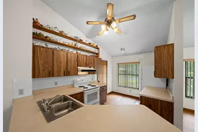 3561 W Hilltop Lane, Dunnellon, FL 34433 - Photo 10