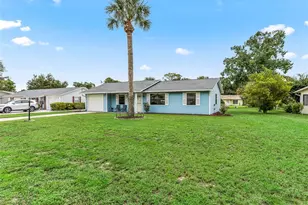 65 Aberdeen Cir, Leesburg, FL 34788 - Photo 2