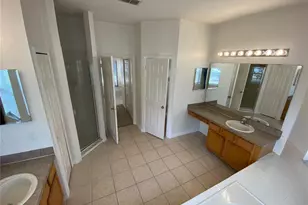 2911 Sweetspire Cir, Kissimmee, FL 34746 - Photo 22