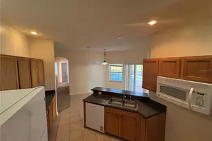 2911 Sweetspire Cir, Kissimmee, FL 34746 - Photo 12