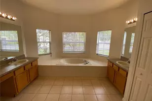 2911 Sweetspire Cir, Kissimmee, FL 34746 - Photo 18