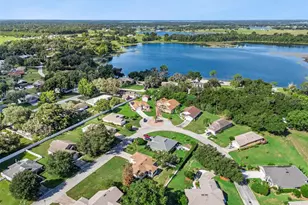 110 Twin Lake Cir, Umatilla, FL 32784 - Photo 2