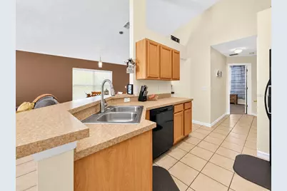 110 Saragossa Ave, Davenport, FL 33897 - Photo 10