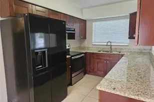 409 Kerry Dr, Clearwater, FL 33765 - Photo 10