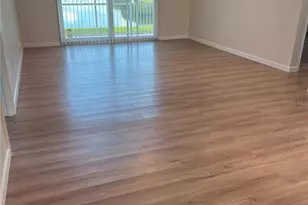 107 Lake Evelyn Dr, West Palm Beach, FL 33411 - Photo 8