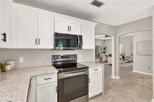 652 San Pedro Dr, The Villages, FL 32159 - Photo 32