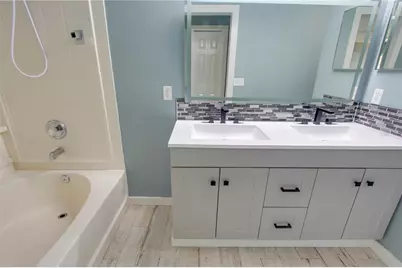 2257 Martins Run, Tavares, FL 32778 - Photo 10