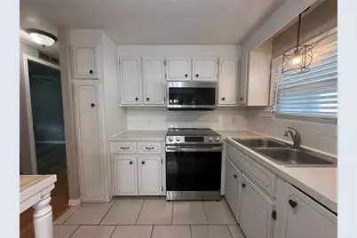758 Royal Palm Circle, Largo, FL 33778 - Photo 10