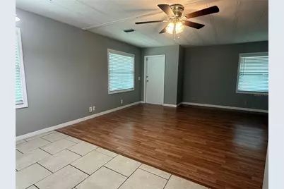 758 Royal Palm Circle, Largo, FL 33778 - Photo 4