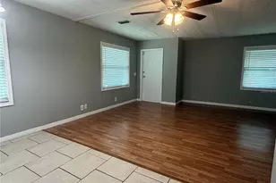758 Royal Palm Cir, Largo, FL 33778 - Photo 4