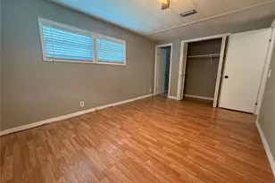 758 Royal Palm Cir, Largo, FL 33778 - Photo 22