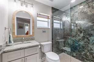 3347 Saratoga Dr, Tavares, FL 32778 - Photo 10