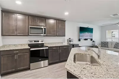 1537 Wynford Circle, Tavares, FL 32778 - Photo 10