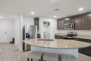 1537 Wynford Cir, Tavares, FL 32778 - Photo 12