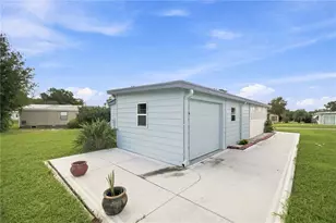 704 Roseapple Ave, Lady Lake, FL 32159 - Photo 34