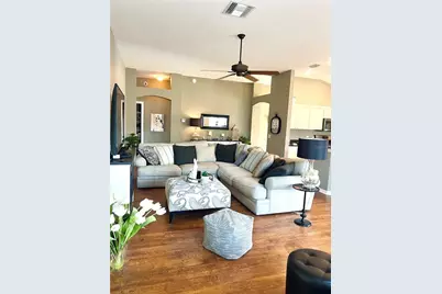 17150 SE 78th Larchmont Court, The Villages, FL 32162 - Photo 8