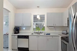 672 San Pedro Dr, The Villages, FL 32159 - Photo 16