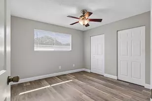 424 E Rosewood Ln, Tavares, FL 32778 - Photo 14