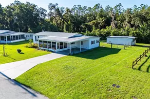 2341 SE 102nd Ln, Webster, FL 33597 - Photo 1