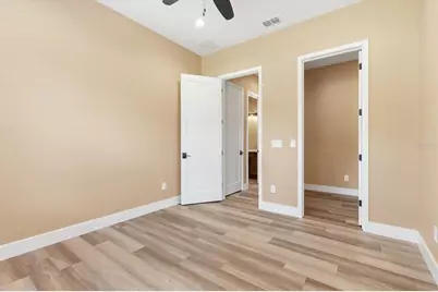 2540 NE 77th Road, Wildwood, FL 34785 - Photo 12