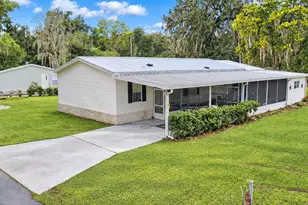 25 Canal Way, Lake Panasoffkee, FL 33538 - Photo 1