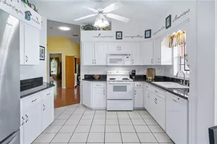 21709 King Richards Way, Leesburg, FL 34748 - Photo 4