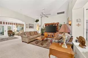 916 Ramos Dr, The Villages, FL 32159 - Photo 12