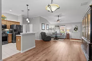 2902 Cheltenham Ct, The Villages, FL 32162 - Photo 8