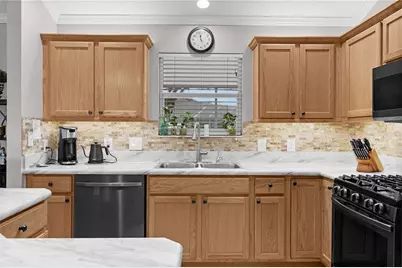 2902 Cheltenham Court, The Villages, FL 32162 - Photo 12