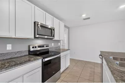 8510 Triumph Circle, Wildwood, FL 34785 - Photo 22
