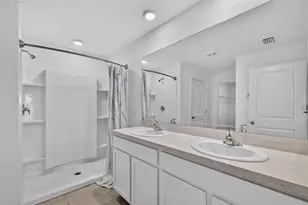 8510 Triumph Cir, Wildwood, FL 34785 - Photo 30