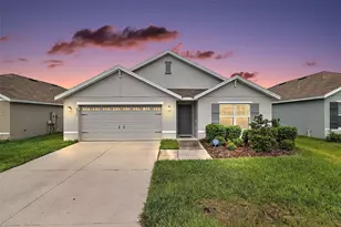 8510 Triumph Cir, Wildwood, FL 34785 - Photo 1