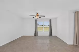 8510 Triumph Cir, Wildwood, FL 34785 - Photo 6
