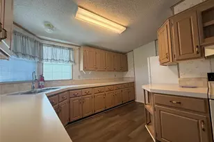 8285 Co Rd 109B, Lady Lake, FL 32159 - Photo 14