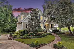 580 W 10th Ave, Mount Dora, FL 32757 - Photo 2