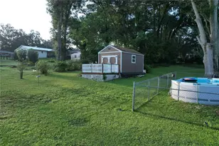 605 1st Ave, Lady Lake, FL 32159 - Photo 22