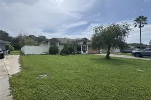 545 Bar Dr, Poinciana, FL 34759 - Photo 2