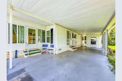2361 W Coach N Four Drive, Leesburg, FL 34748 - Photo 4