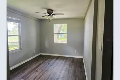 4042 Dartmouth Avenue N, Saint Petersburg, FL 33713 - Photo 4
