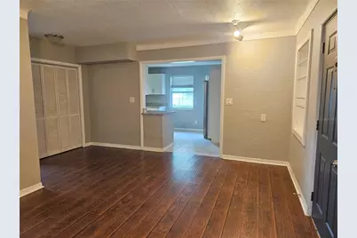 4042 Dartmouth Avenue N, Saint Petersburg, FL 33713 - Photo 10