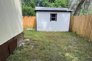 1583 Cr 435, Lake Panasoffkee, FL 33538 - Photo 16