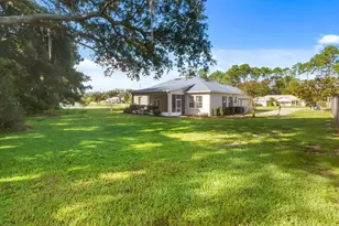 202 N Dixie Dr, Howey in the Hills, FL 34737 - Photo 30