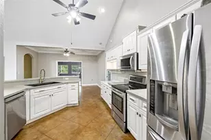 22301 Coronado Somerset Dr, Sorrento, FL 32776 - Photo 30