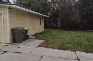 320 S 4th St, Leesburg, FL 34748 - Photo 4