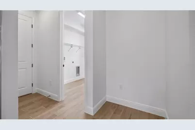10720 Philips Landing Court, Webster, FL 33597 - Photo 12