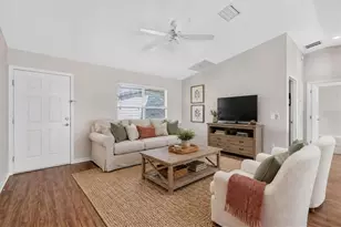 2112 Kerwood Loop, The Villages, FL 32162 - Photo 10